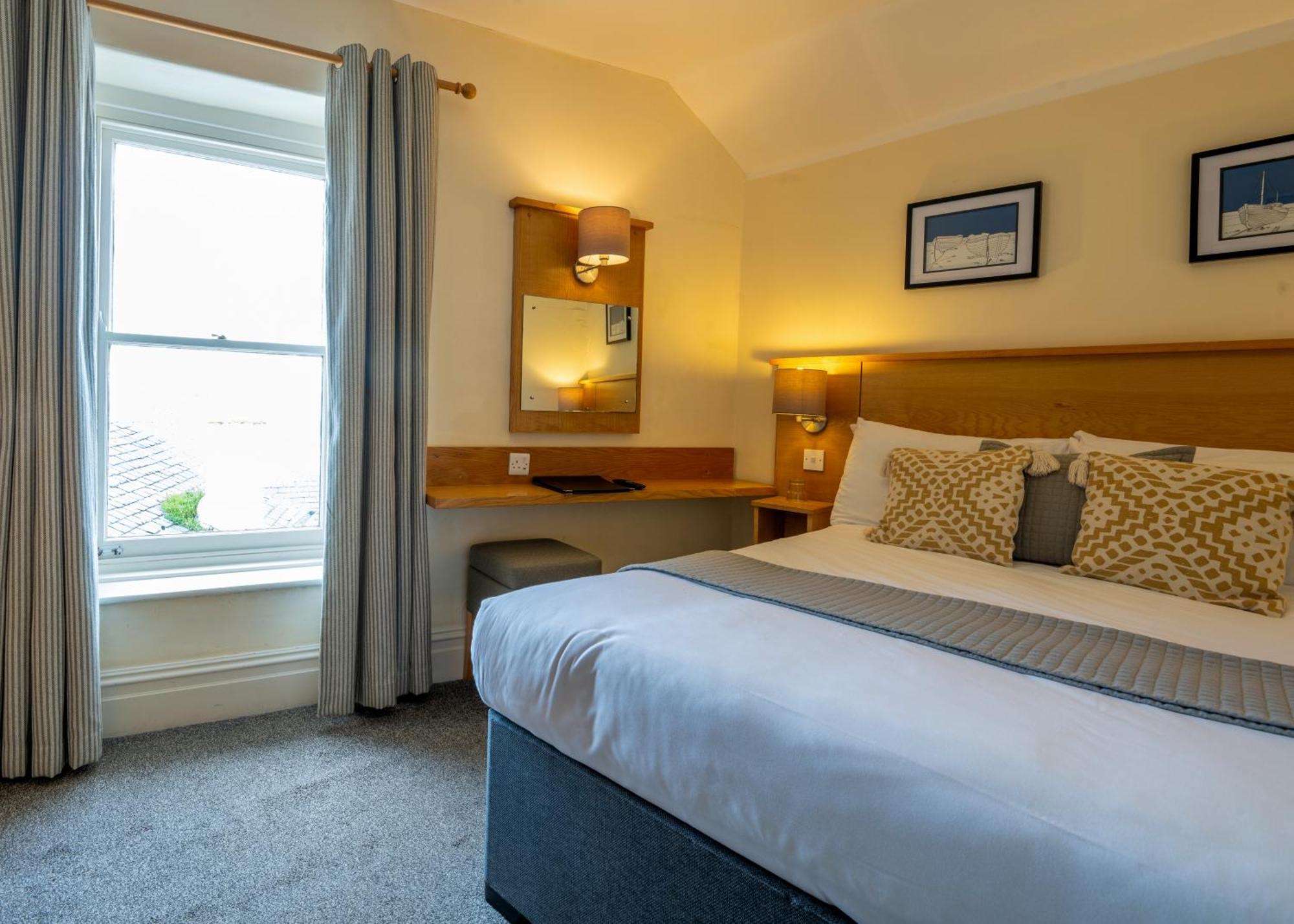 Castle Court Hotel Beaumaris Buitenkant foto