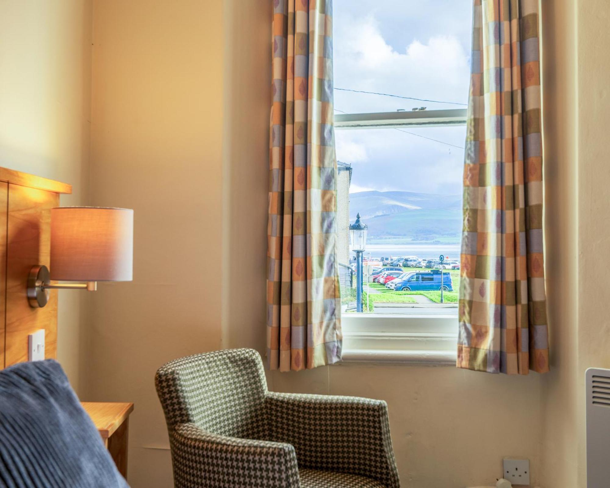 Castle Court Hotel Beaumaris Buitenkant foto